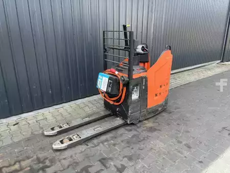 Transpalettes électriques 2020  BT LPE200 (1)