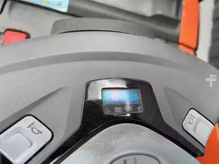 Transpalettes électriques 2020  BT LPE200 (8)