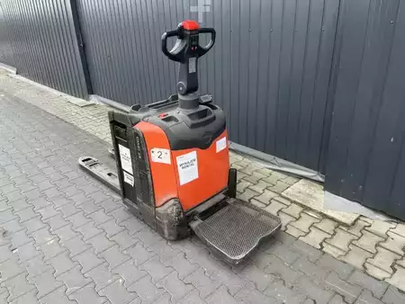 Transpalettes électriques 2018  BT LPE200 (3)