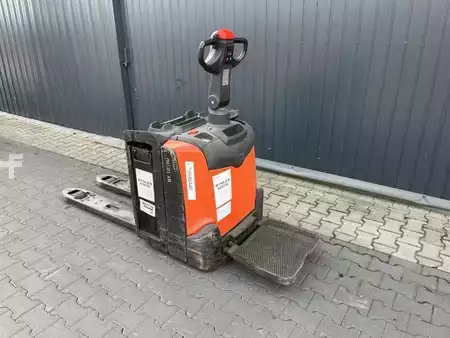 Transpalettes électriques 2018  BT LPE200 (3)