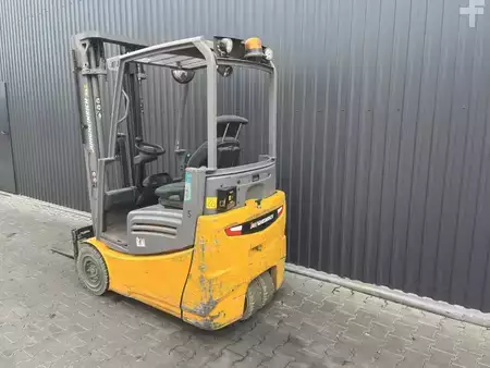 Elektro tříkolové VZV 2018  Jungheinrich EFG213 (3)