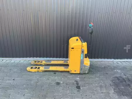 Lavansiirtovaunu 2020  Jungheinrich EJE118 (2)