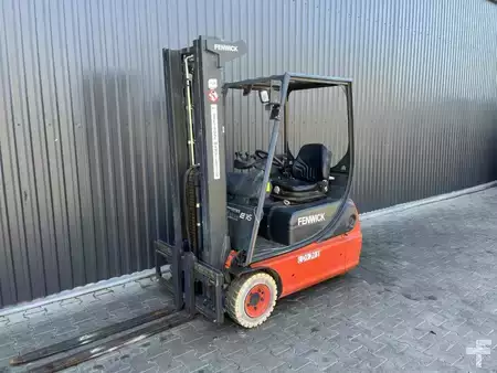 Elektromos 3 kerekű 2006  Linde E16C-02 (1)