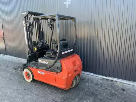 Elektromos 3 kerekű 2006  Linde E16C-02 (3)