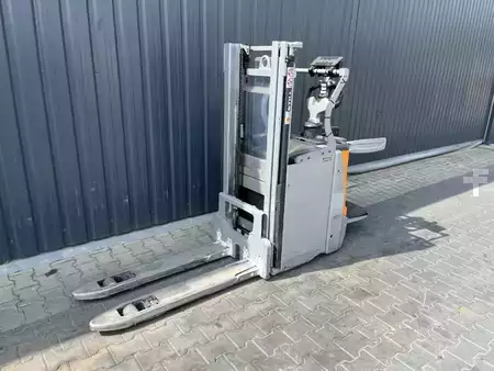 Fahrerstandstapler 2019  Still EXD-SF20 (1)