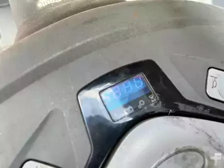 Porta-paletes elétrico 2015  BT LWE200 (6)