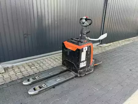 Transpalettes électriques 2018  BT LPE200 (1)