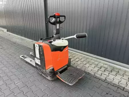 Transpalettes électriques 2018  BT LPE200 (3)