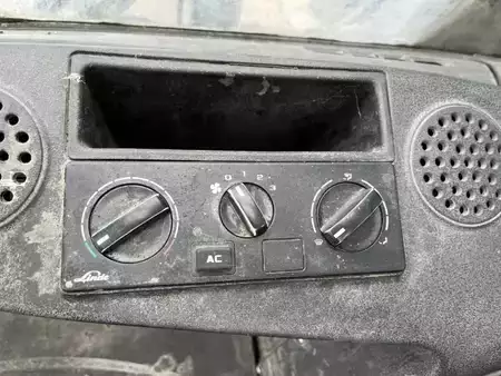 Empilhador a gás 2019  Linde H45T-02 (5)