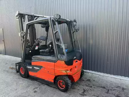 Elektromos 4 kerekű 2020  Linde E25L-01 (3)