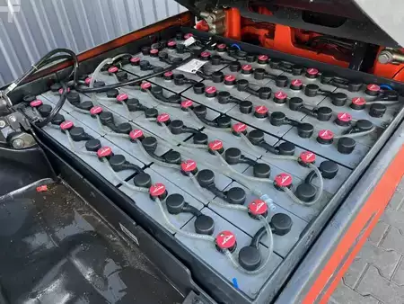 Elektromos 4 kerekű 2020  Linde E25L-01 (7)