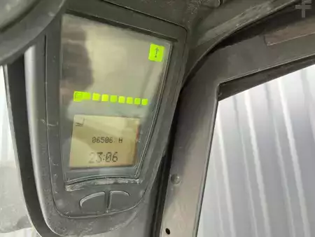 Chariots électriques à 4 roues 2015  Linde E20PHL-02 (7)