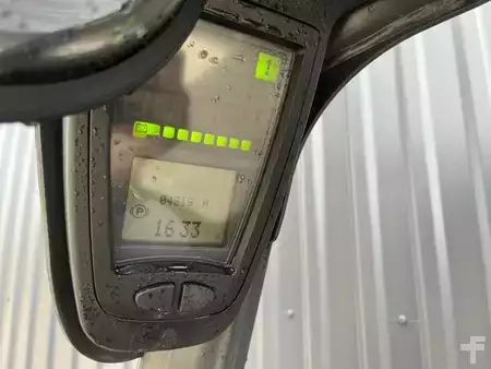 Chariots électriques à 3 roues 2015  Linde E16C-02 (6)