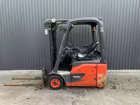 Chariots électriques à 3 roues 2020  Linde E14-02 (2)