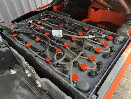 Chariots électriques à 3 roues 2020  Linde E14-02 (6)