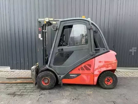 Chariots élévateurs diesel 2015  Linde H25D-02 (2)