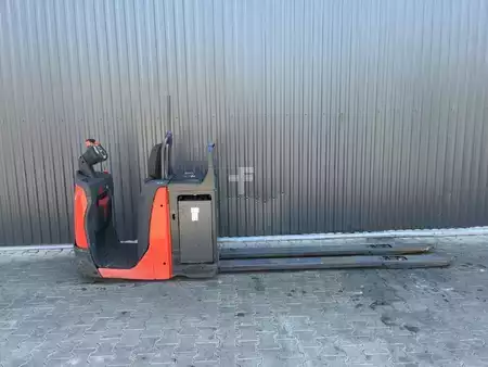 Preparador de pedidos horizontal 2020  Linde N25 (2)