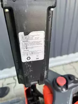 Electric Pallet Trucks 2019  Linde MT12 (6)