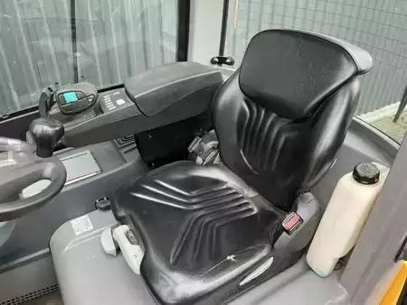 3-wiel elektrische heftrucks 2020  Jungheinrich EFG213 (8)