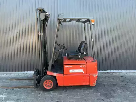 Elektromos 3 kerekű 1999  Linde E15 (2)
