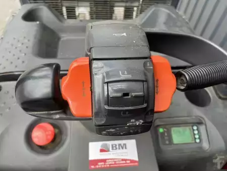 Stacker de condutor em pé 2020  Linde D12SP (8)