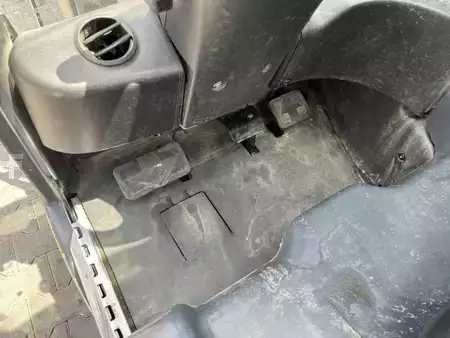 Eléctrico - 3 rodas 2020  Linde E15-02 (10)