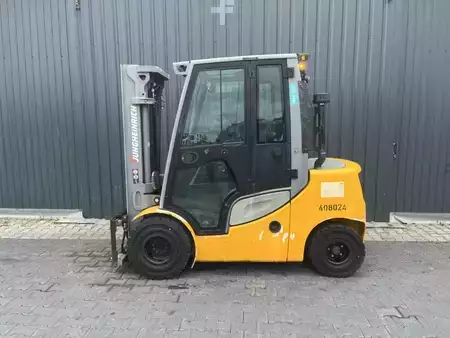 Dieseltrukki 2018  Jungheinrich DFG430s (2)
