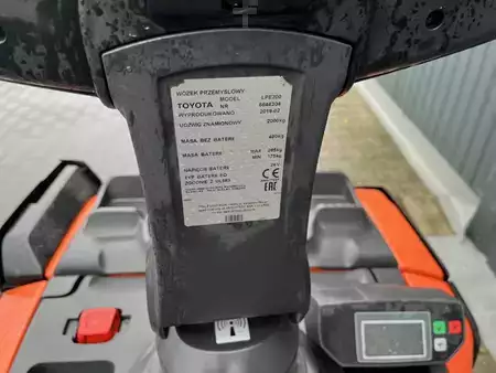 Porta-paletes elétrico 2019  BT LPE200 (4)