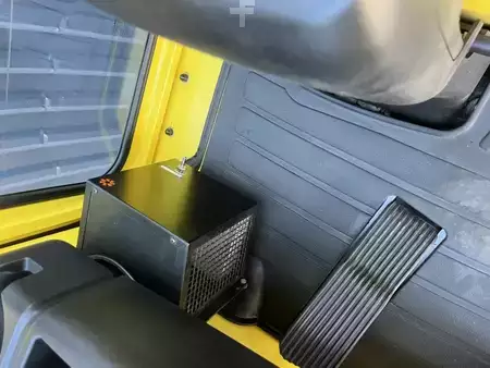 Sähkö - 4 pyör 2020  Hyster J2.5XN (10)