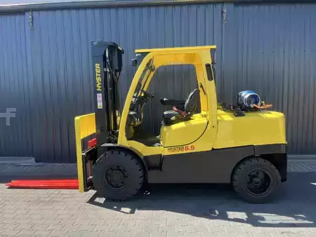 Nestekaasutrukki 2022  Hyster H5.5FT (2)
