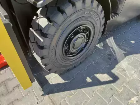 Nestekaasutrukki 2022  Hyster H5.5FT (10)