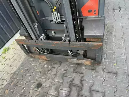 Wózki gazowe 2018  Linde H25T-02 (8)