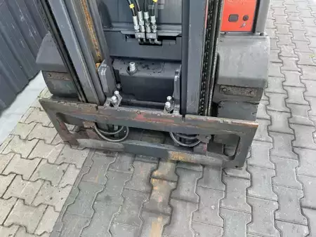Wózki gazowe 2018  Linde H25T-02 (9)