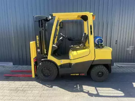 Empilhador a gás 2023  Hyster H3.0A (2)