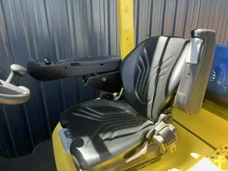 Empilhador a gás 2023  Hyster H3.0A (6)
