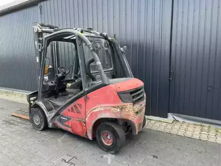 Wózki widłowe diesel 2015  Linde H25D-02 (3)