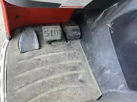 Reach Truck 2018  Linde R12B-01 (9)