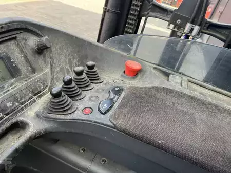 Reach Truck 2019  Linde R12B-01 (8)