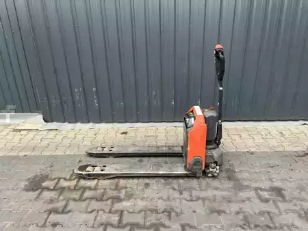 Elektromos emelőkocsik 2022  BT LHE130 (2)