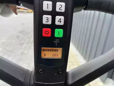 Elektromos emelőkocsik 2024  BT LHE130 (5)