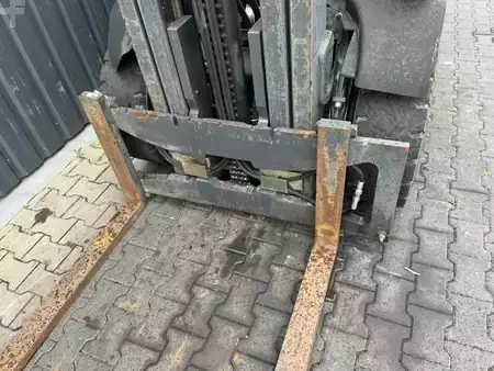 Wózki widłowe diesel 2017  Linde H45D-02 (8)