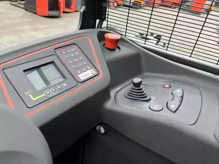 Stoccatori uomo seduto  Linde L14RW (6)