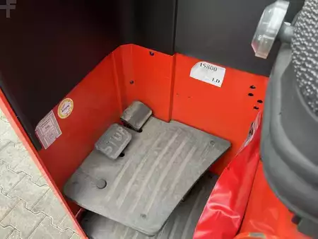 Stoccatori uomo seduto  Linde L14RW (8)