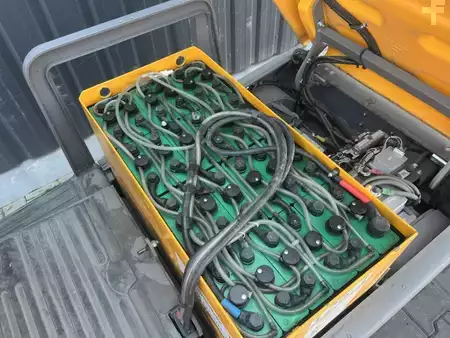 Traktor 2020  Jungheinrich EZS570 (5)