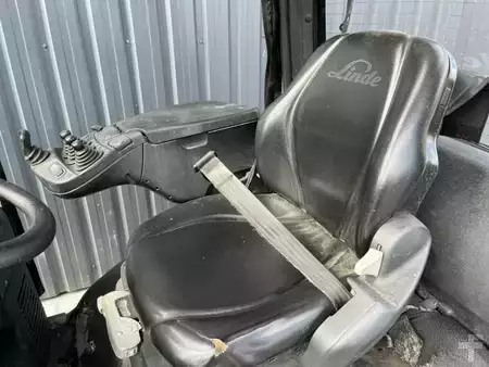Wózki gazowe 2019  Linde H20T-01 (7)