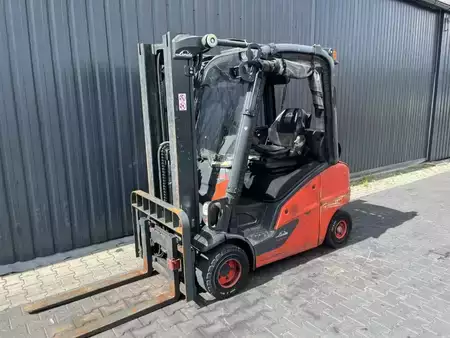 Wózki gazowe 2019  Linde H20T-01 (1)