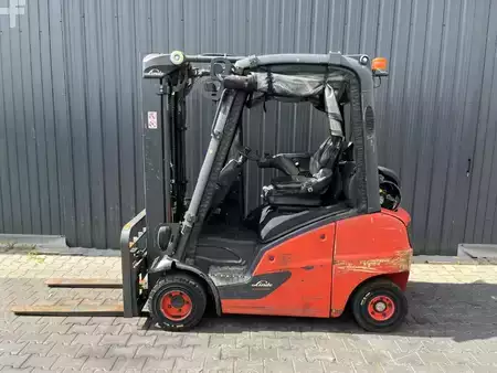 Wózki gazowe 2019  Linde H20T-01 (2)