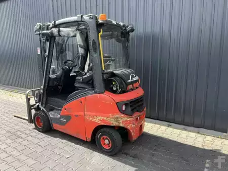 Wózki gazowe 2019  Linde H20T-01 (3)