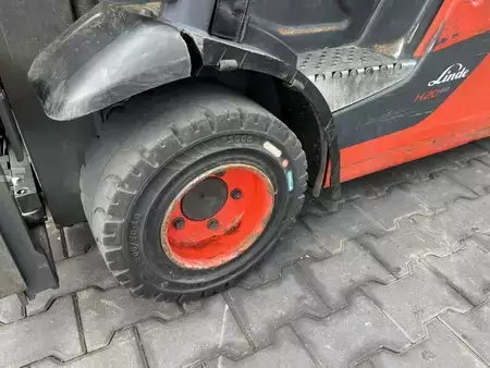 Wózki gazowe 2019  Linde H20T-01 (10)