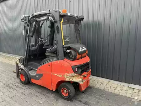 Wózki gazowe 2019  Linde H20T-01 (3)